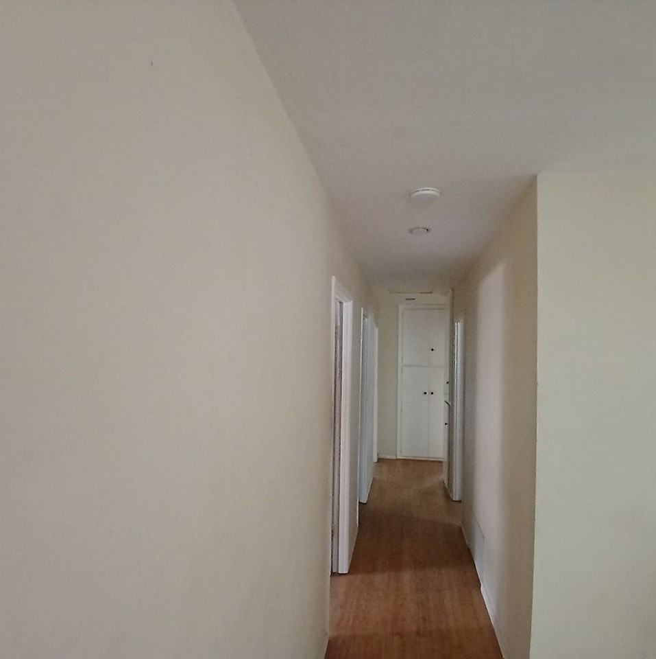 4849 54th St - Photo 3 of 8