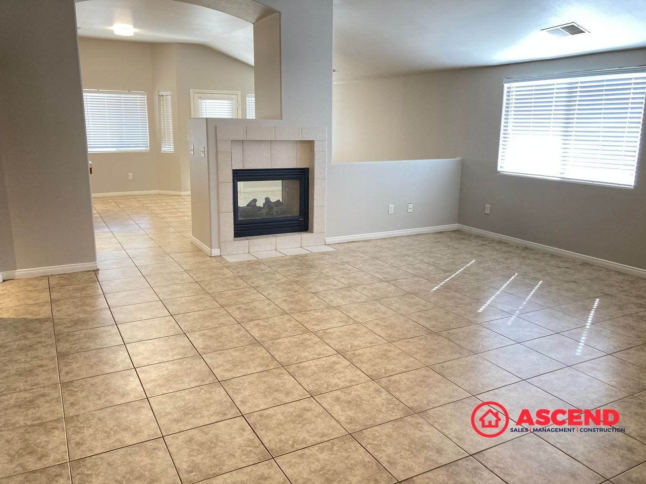 14315 Via La Merced - Photo 3 of 12