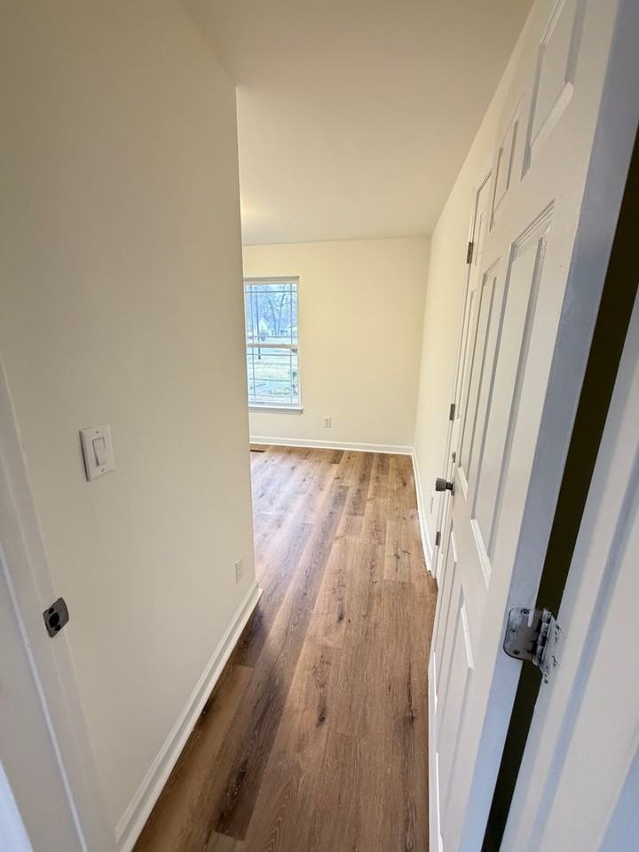 1012 Desoto Ave - Photo 7 of 23