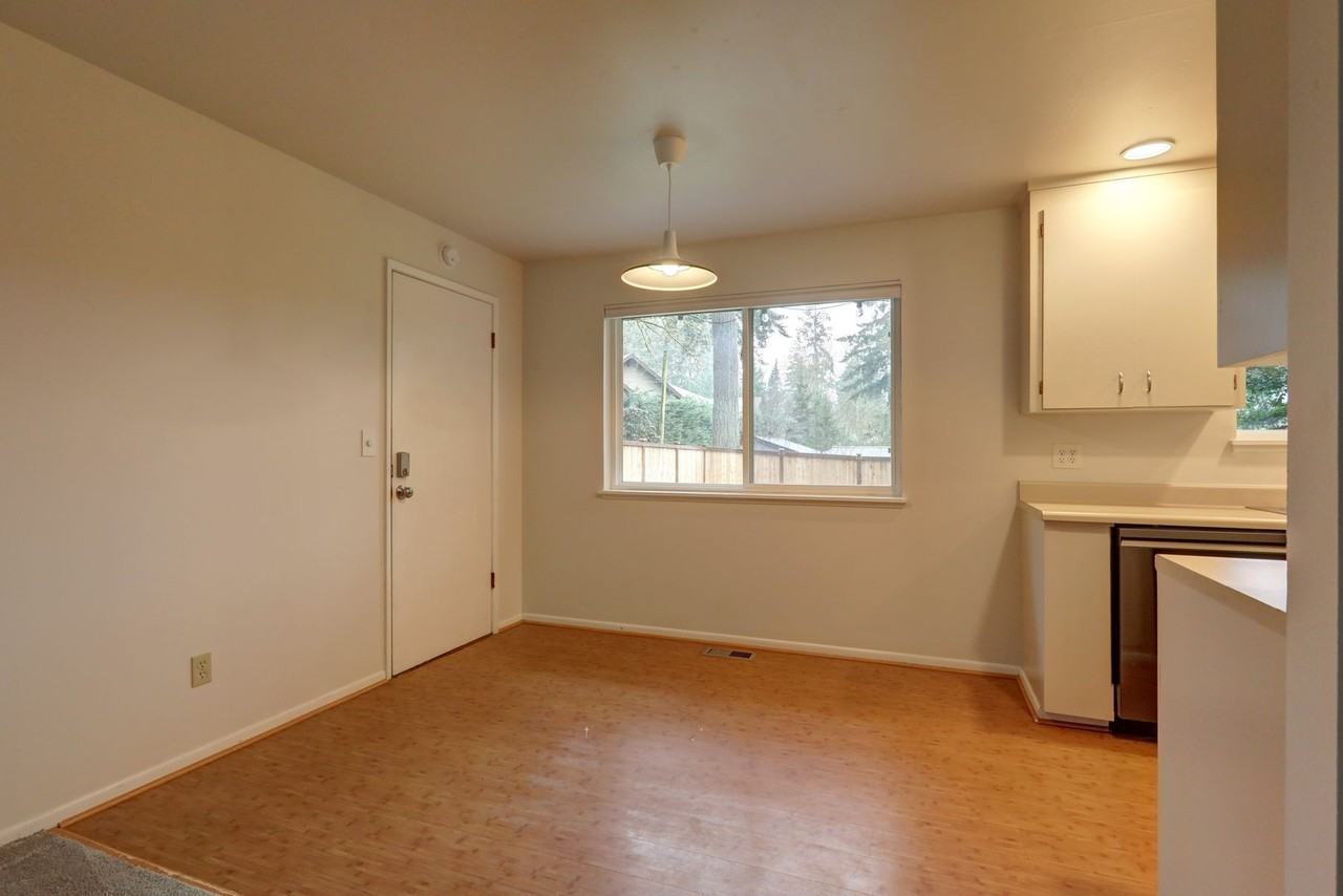 10612 Se 25th St - Photo 7 of 21