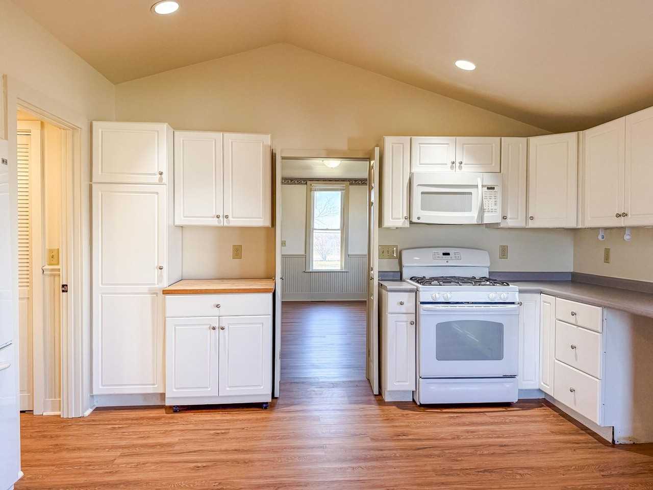 1246 E 3300 North Rd - Photo 4 of 26