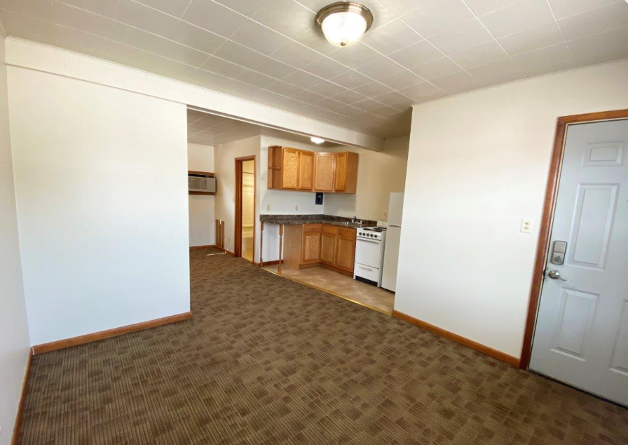 Main Street Apartements. - Photo 3 of 3