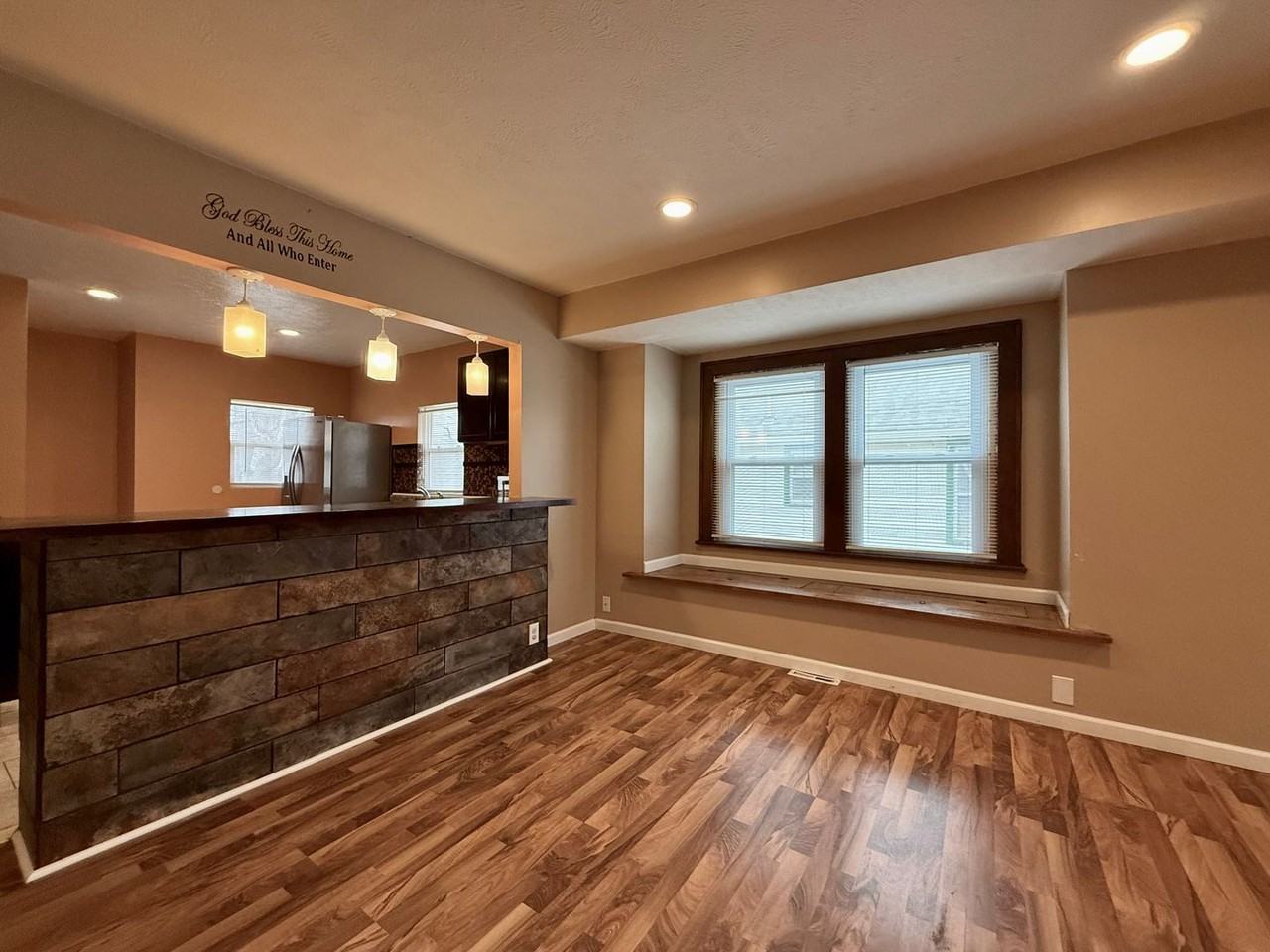 2404 Avenue B - Photo 3 of 15