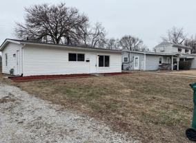 143 Saint James Ln - Photo 1 of 1