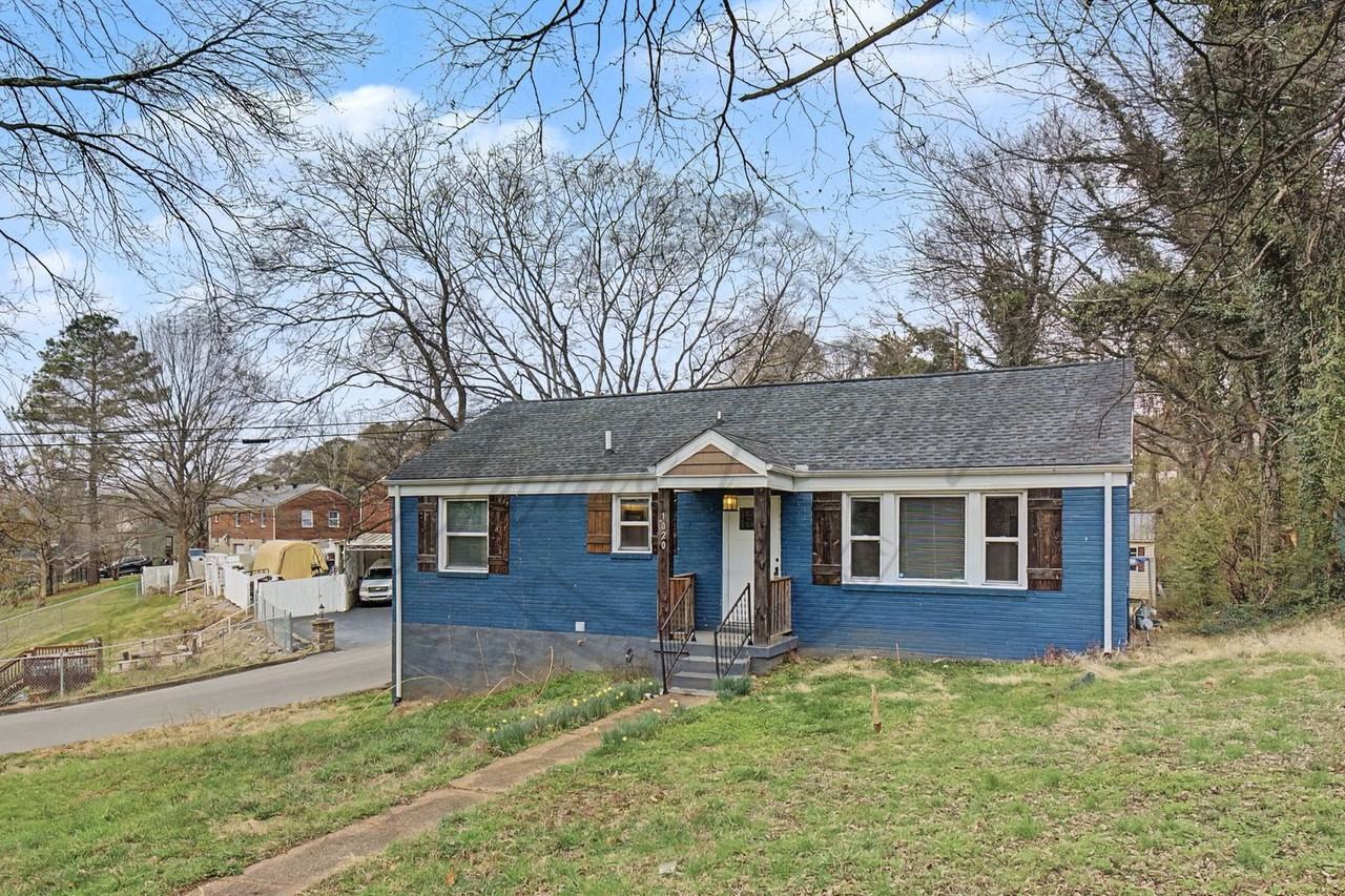 1020 Buck Dr - Photo 2 of 35