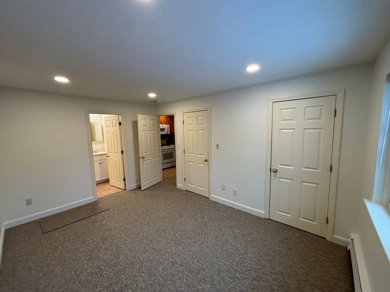 Kingstown Way - Photo 2 of 5