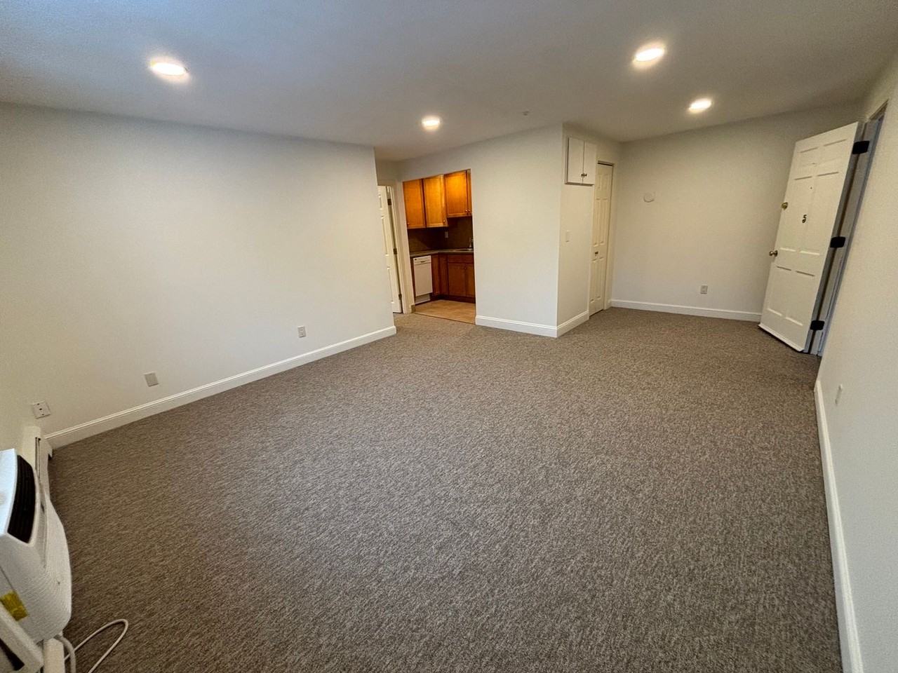 Kingstown Way - Photo 4 of 5