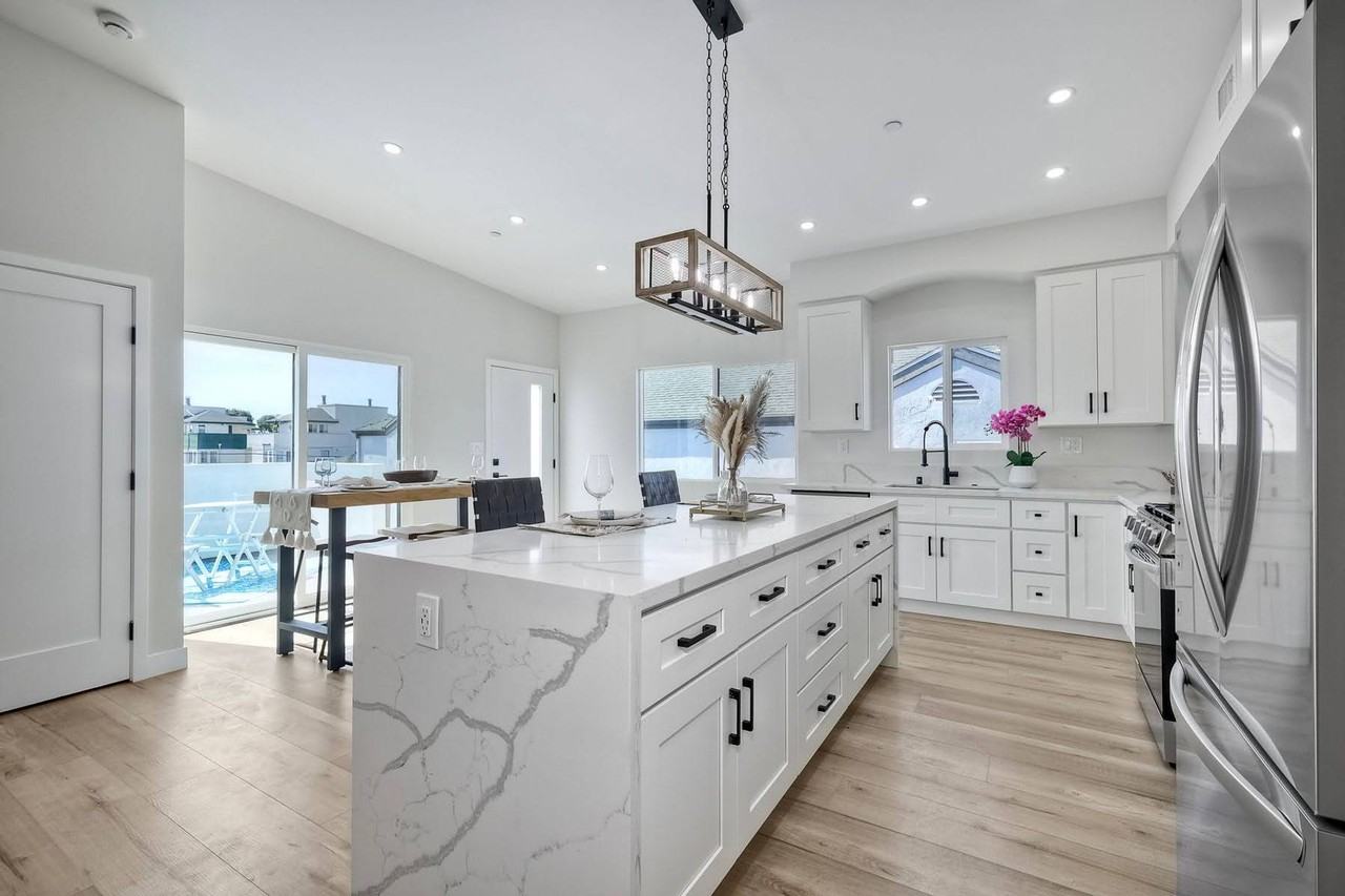 Spacious & Stylish 4BR/3BA Apartment in Imperial Beach! - Photo 2 of 6