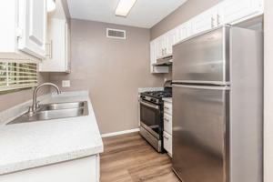 featured image of 1345 S Kolb Rd