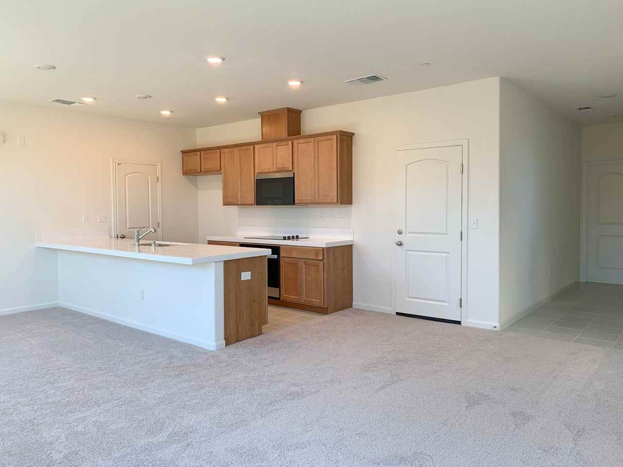 2240 Gladiola Dr - Photo 4 of 31