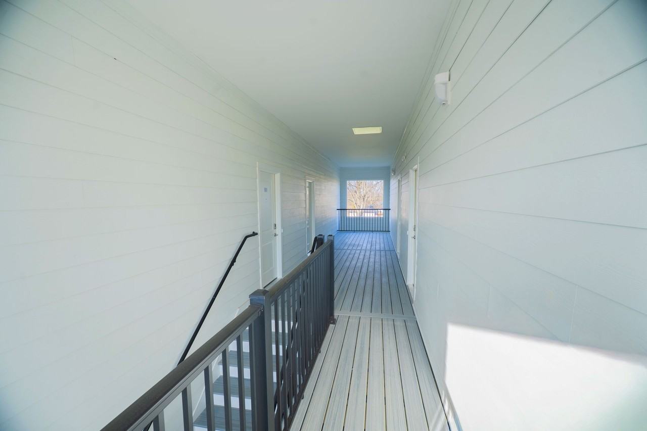 Creason Grove Apartments - Photo 3 of 32