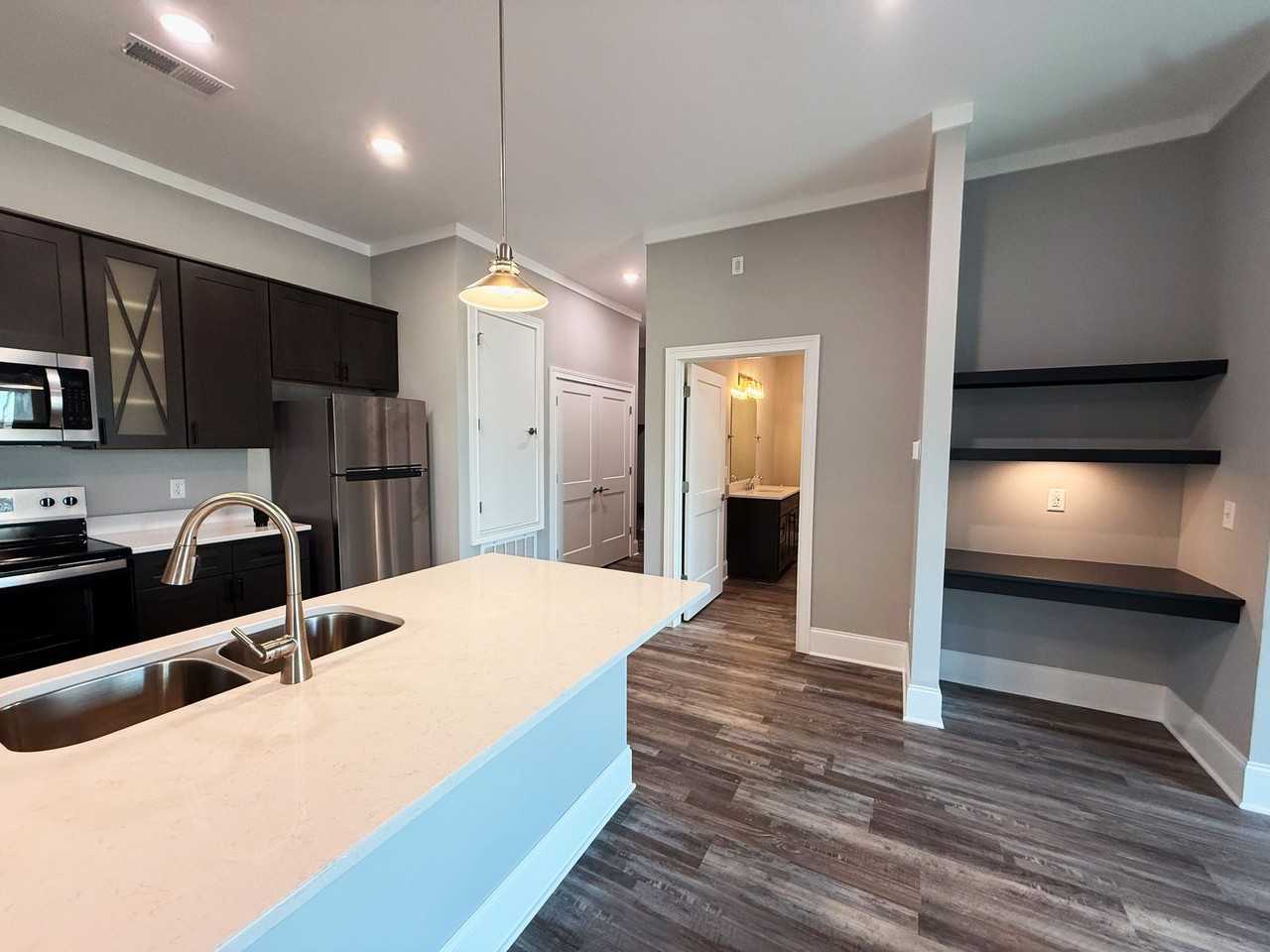 Creason Grove Apartments - Photo 5 of 32