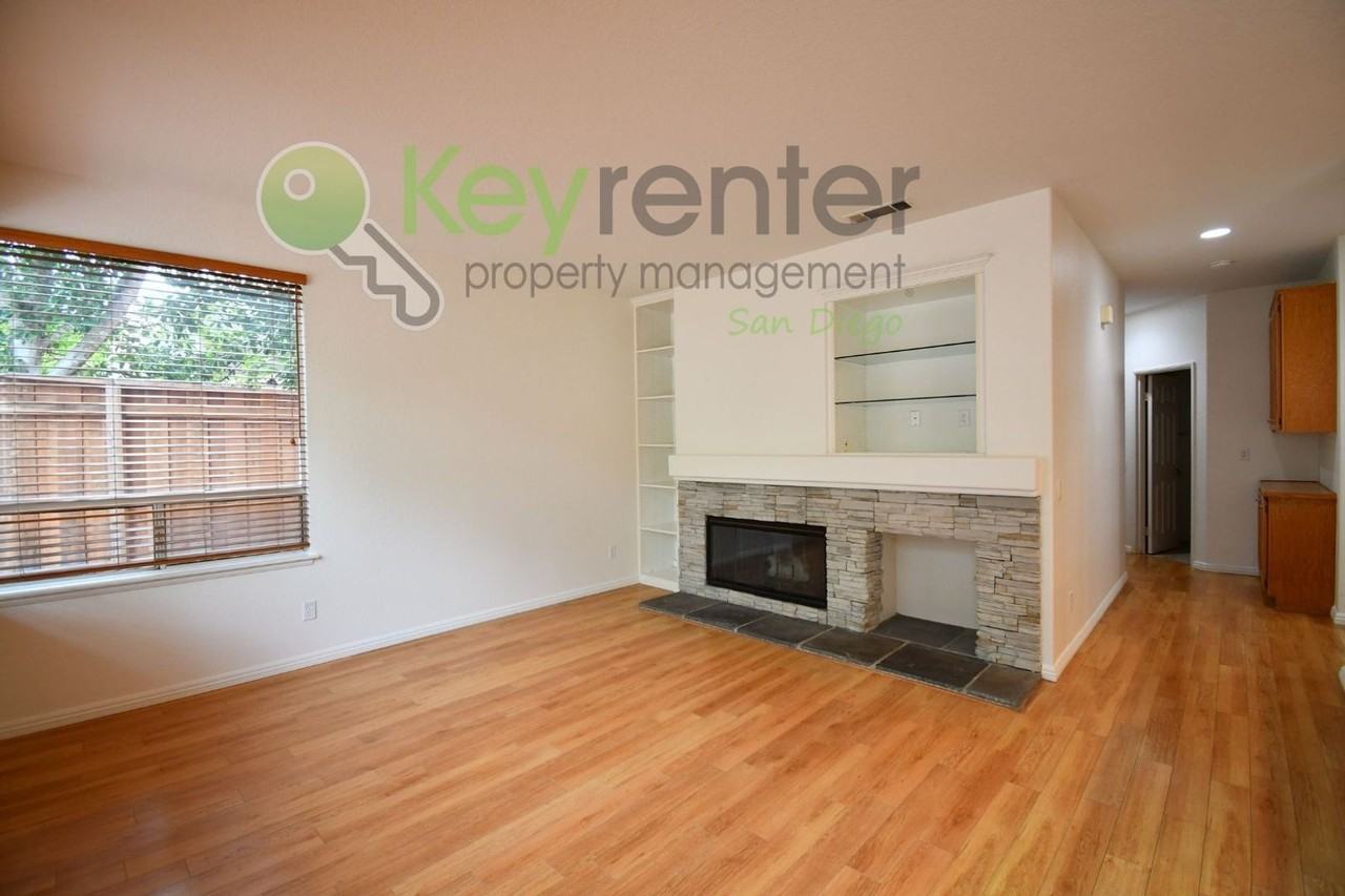 7712 Goldfish Way - Photo 5 of 33