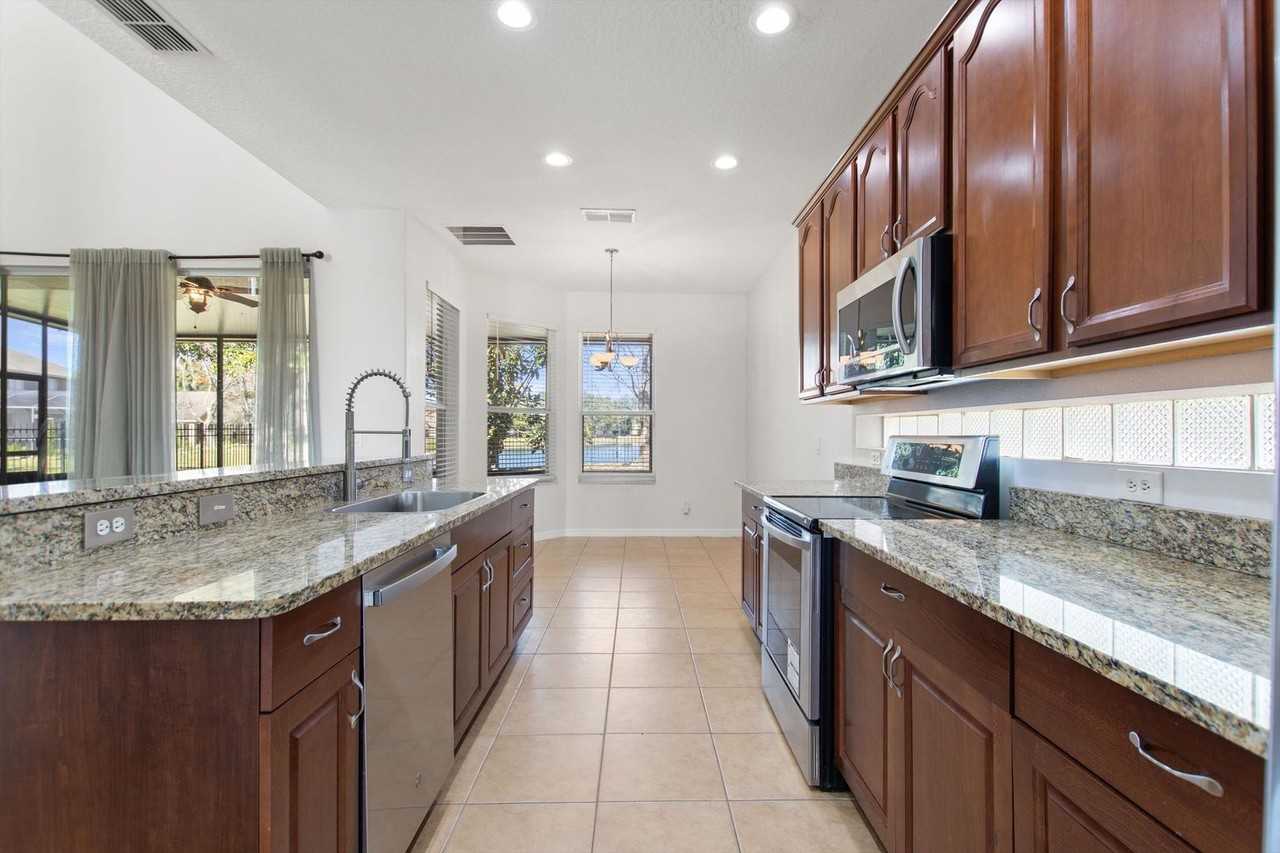 9020 Pecky Cypress Way - Photo 3 of 50