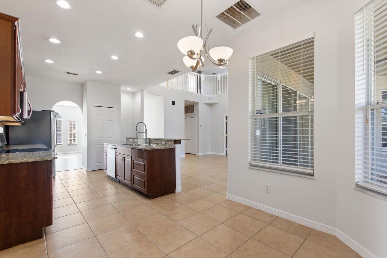 9020 Pecky Cypress Way - Photo 7 of 50