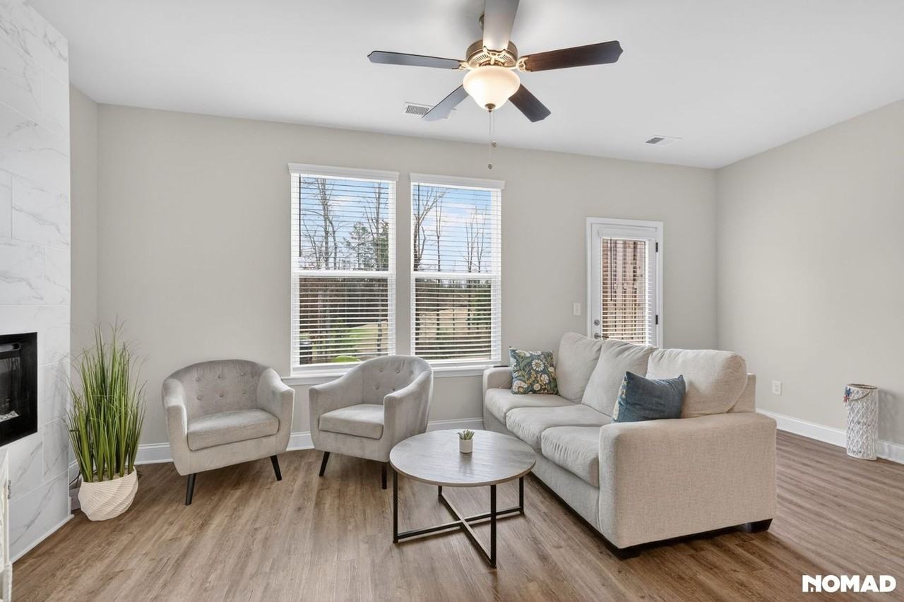 110 Greenview Ct - Photo 3 of 32