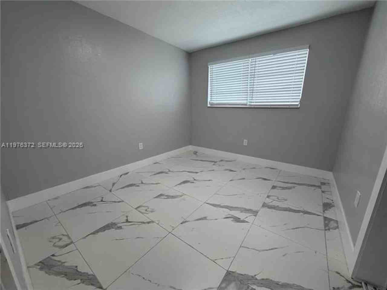 508 E 23rd St #508 - Photo 6 of 15