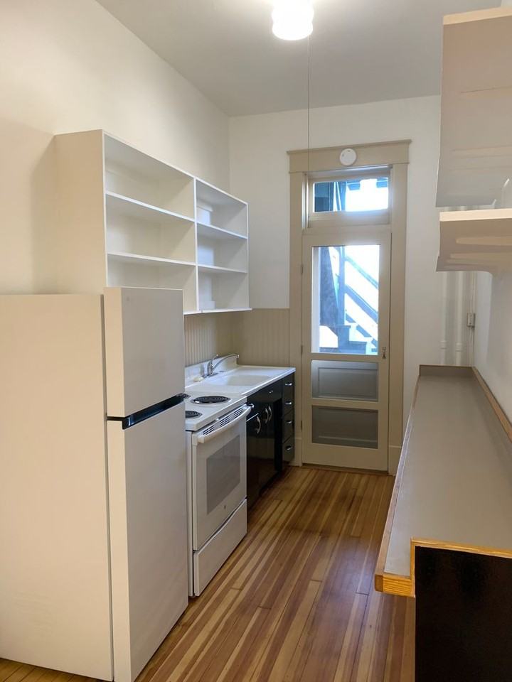 292 Lark St #2 - Photo 5 of 9