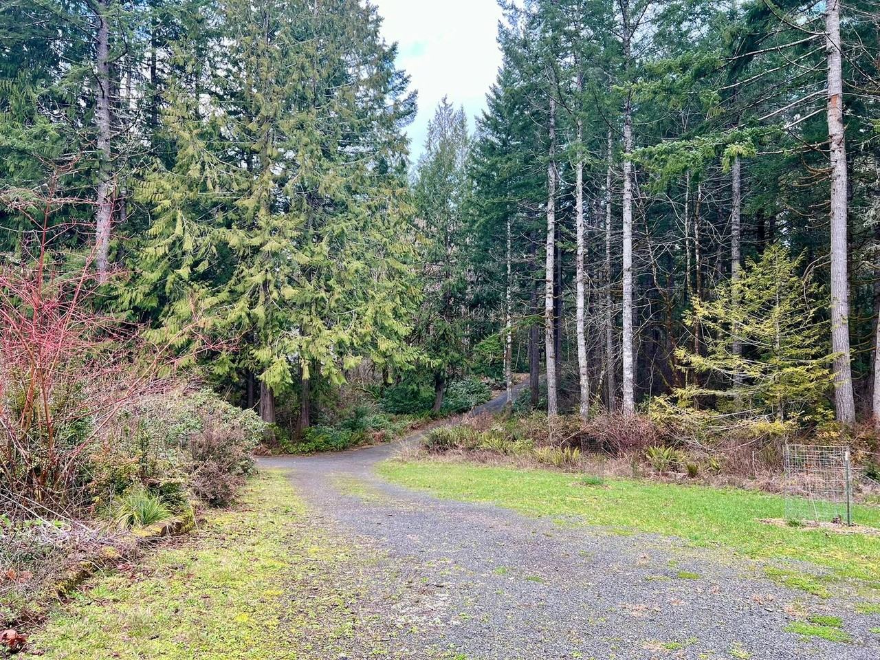 4644 Grand Fir Ln Nw - Photo 3 of 43