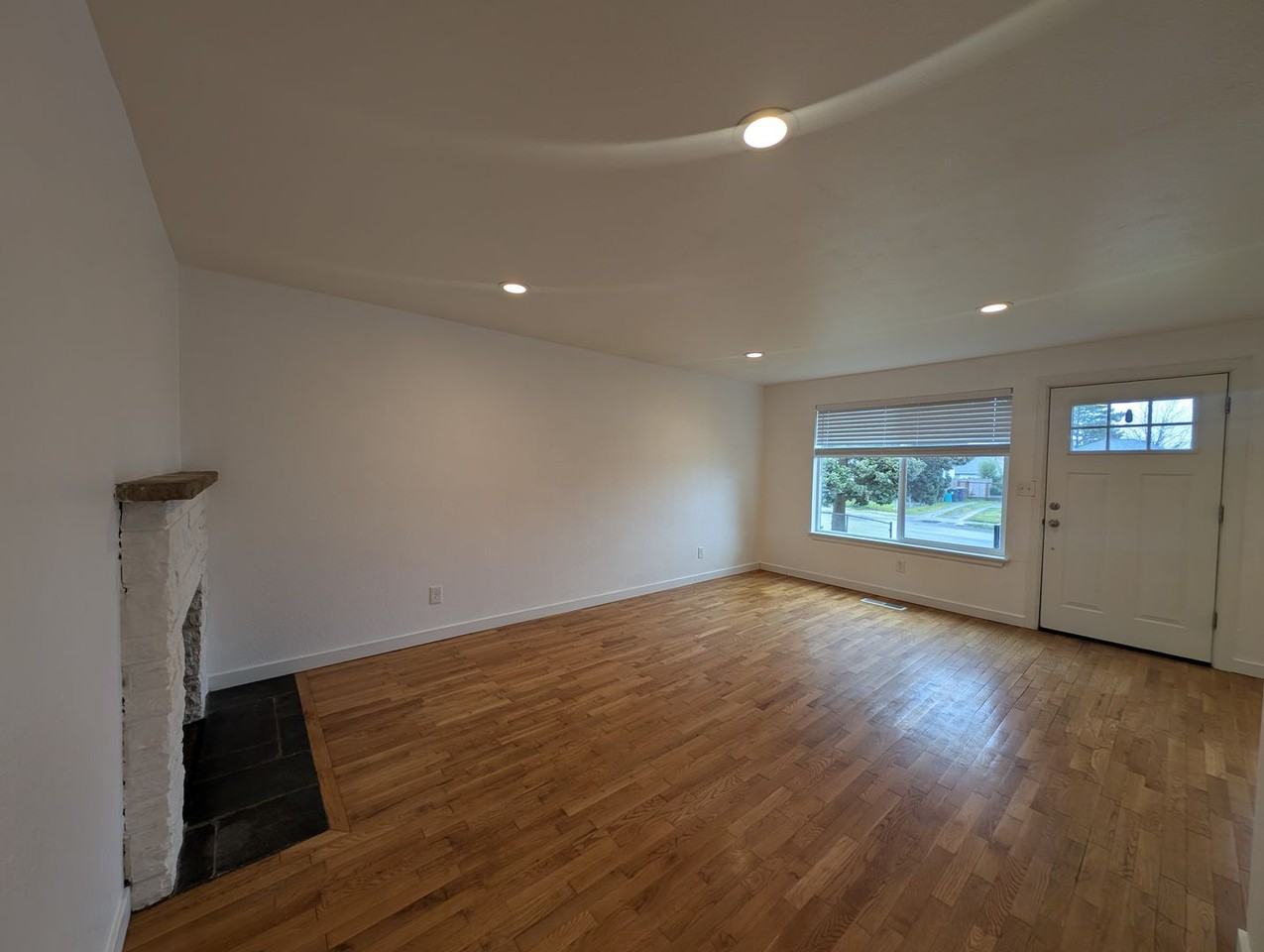 2230 S 17th St - Photo 7 of 32