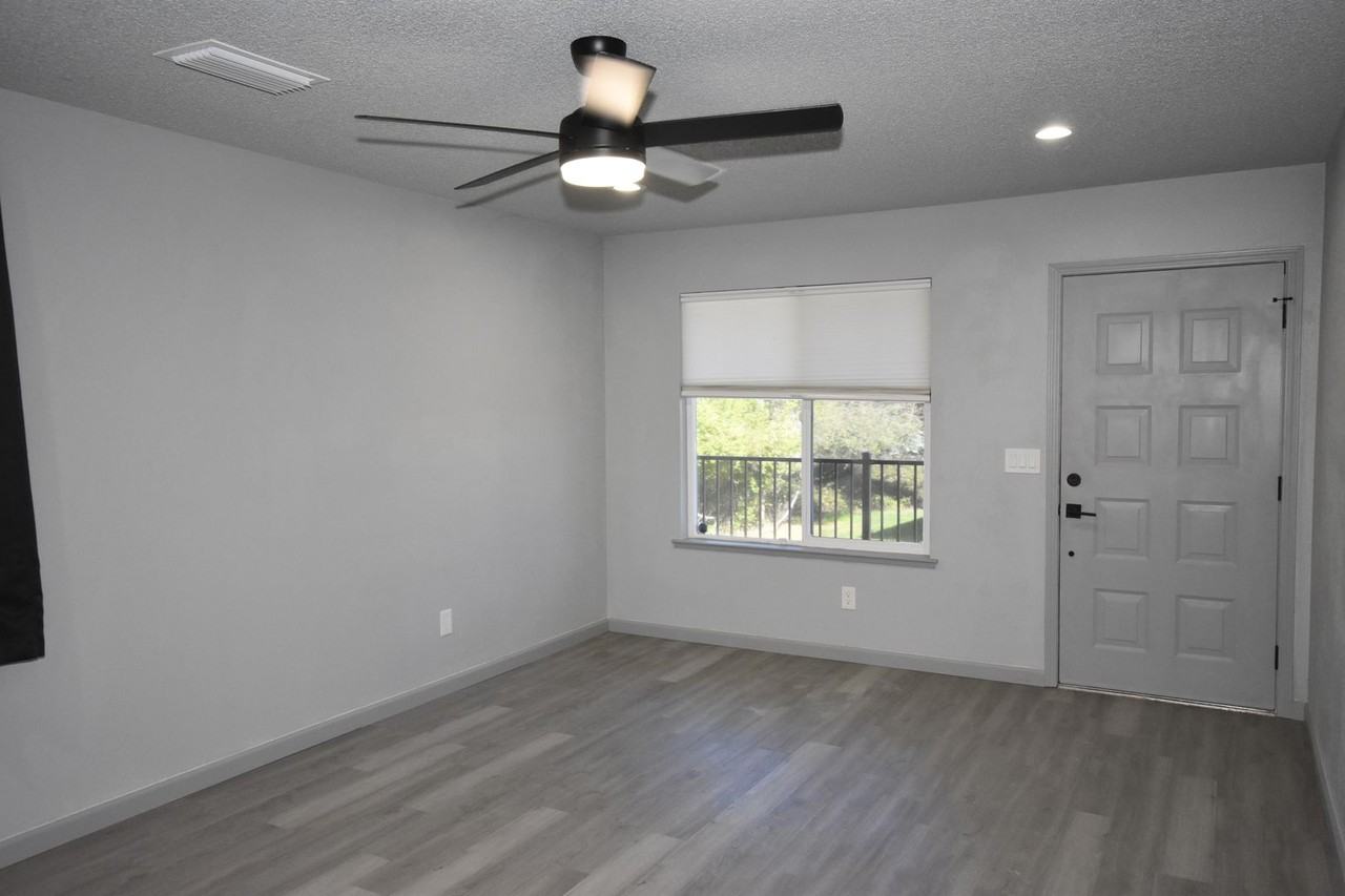 3665 Galena Dr #4 - Photo 6 of 14