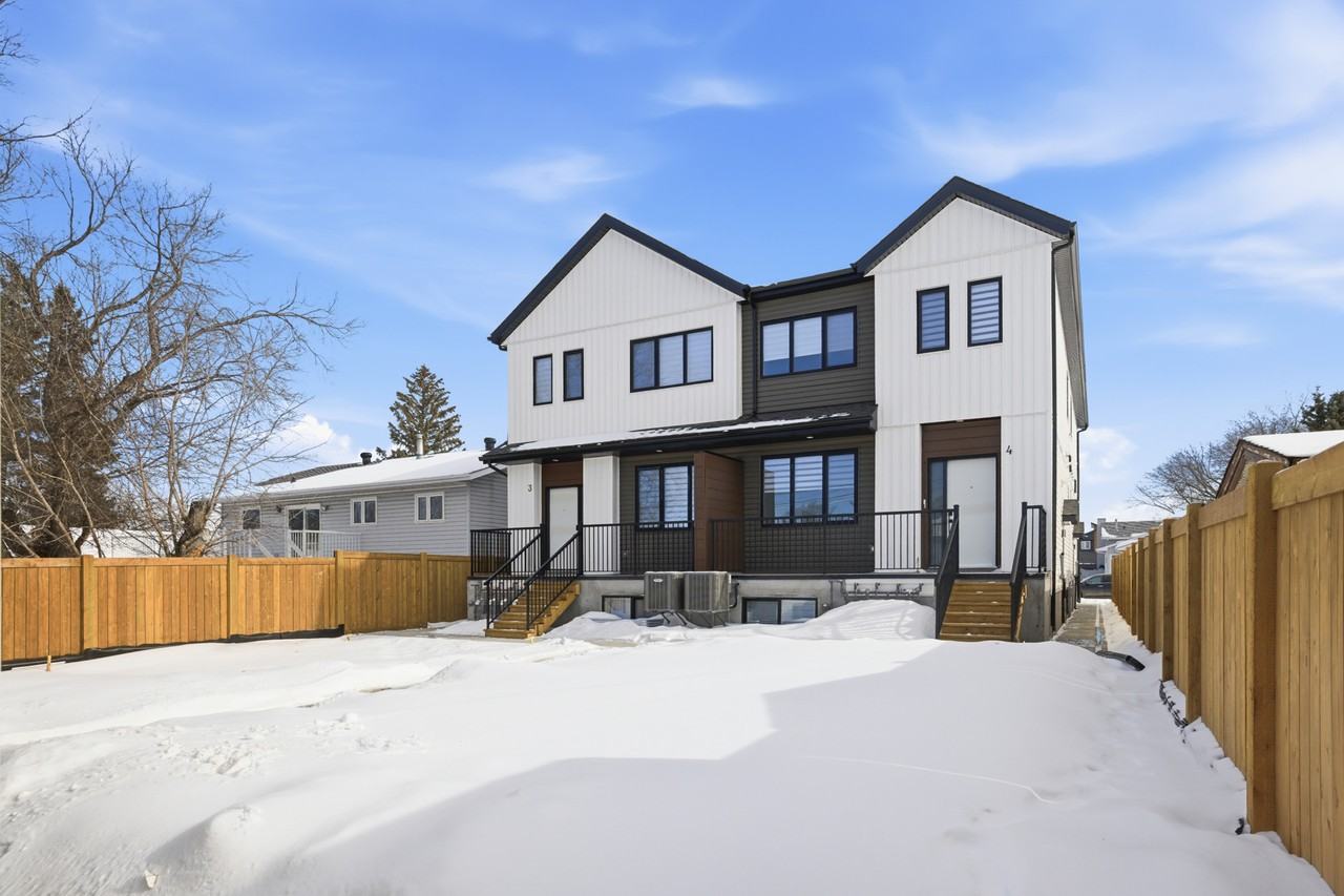 9938 162 Street Northwest