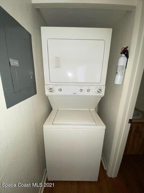 1702 University Ln ##804 - Photo 7 of 10