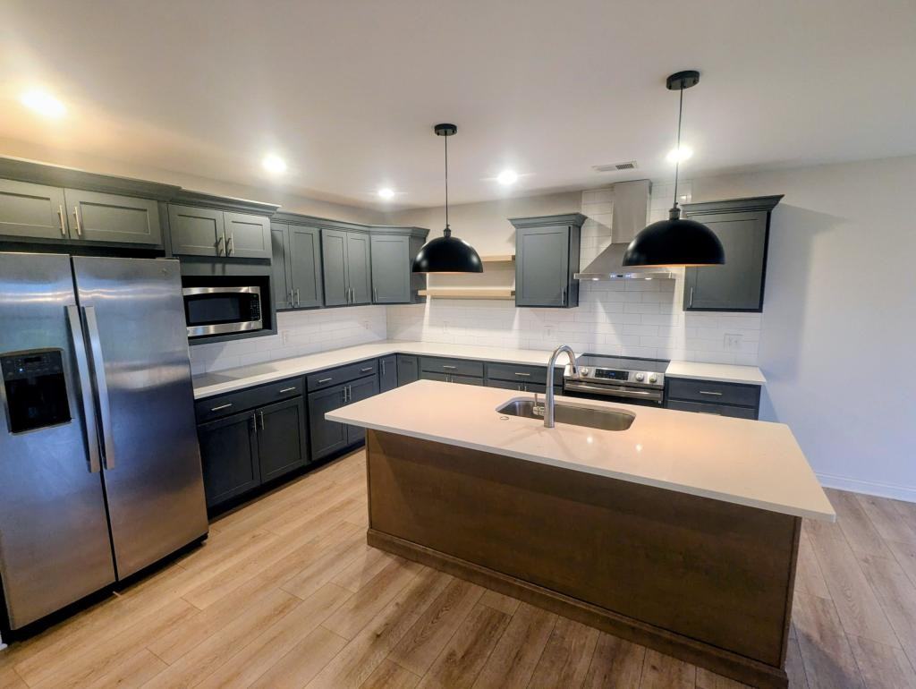 651 Four Winds Dr - Photo 2 of 25