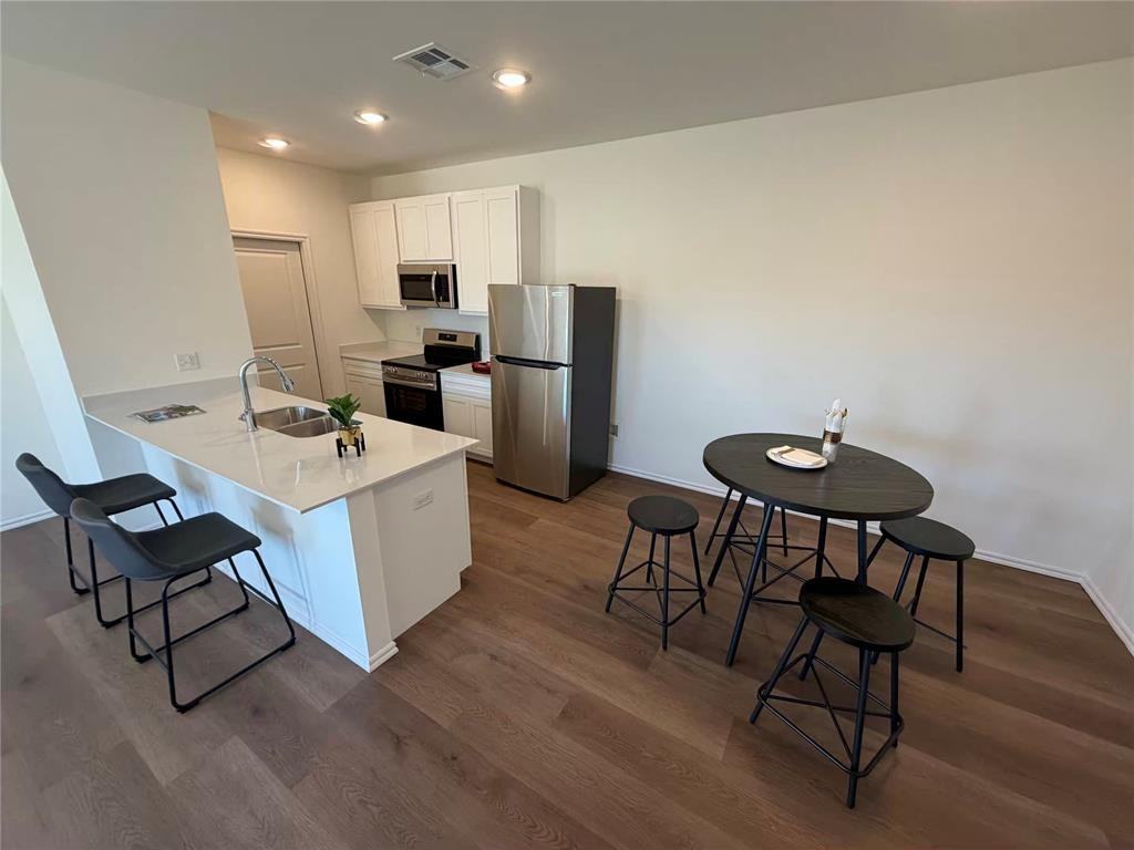 Sw 2nd St - Photo 5 of 27