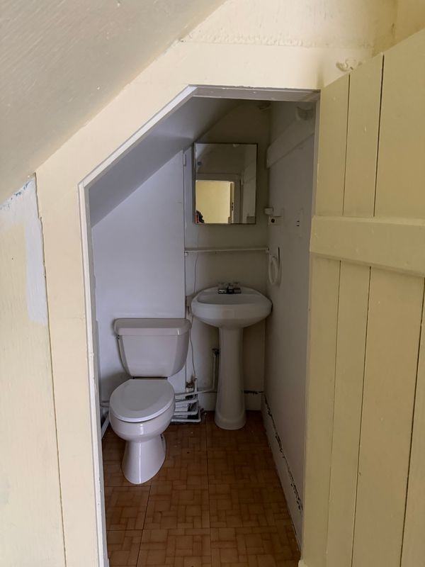 19 Bunkerhill St - Photo 2 of 10