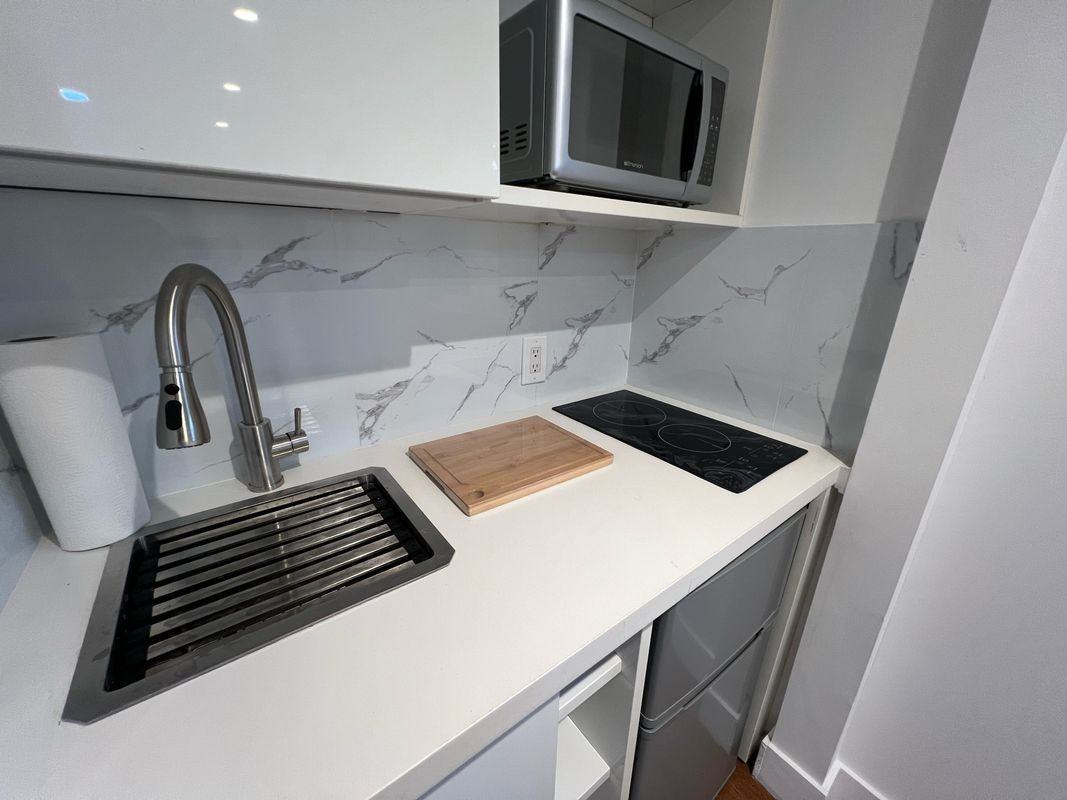 432 Nw 100th St - Photo 5 of 9