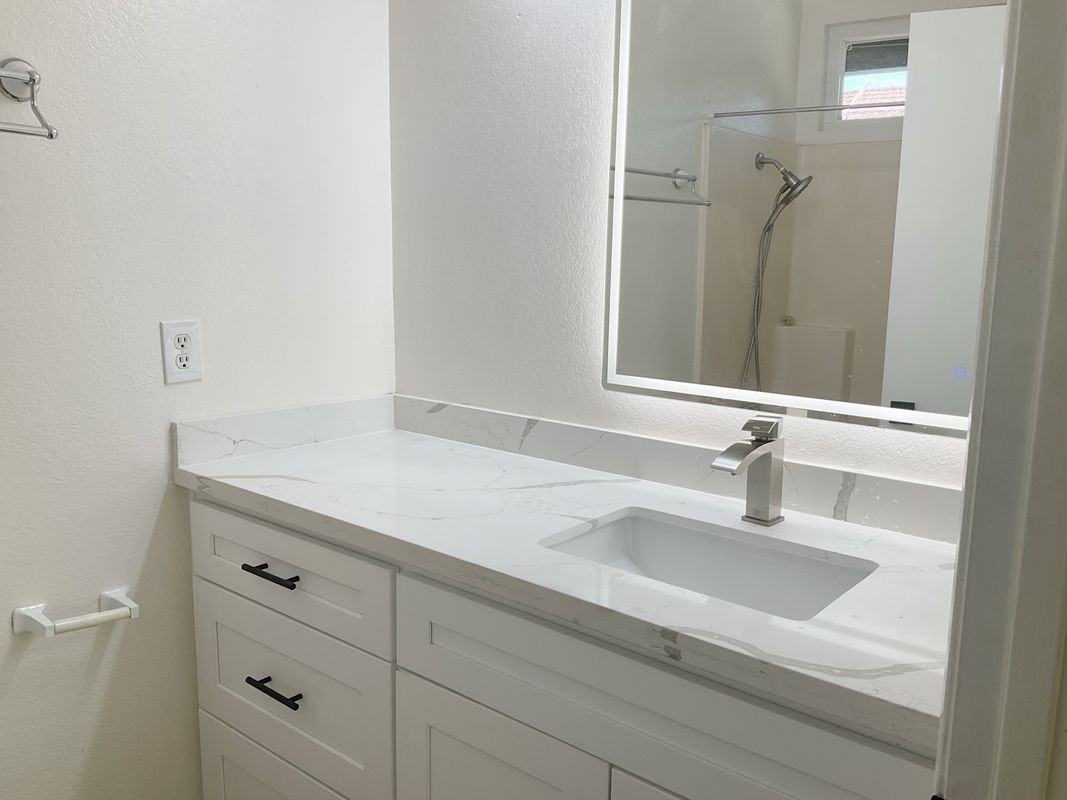 5380 Dunlop Dr - Photo 3 of 3