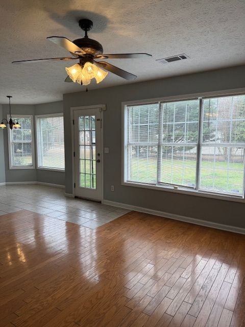 2650 Meridian Dr - Photo 2 of 3