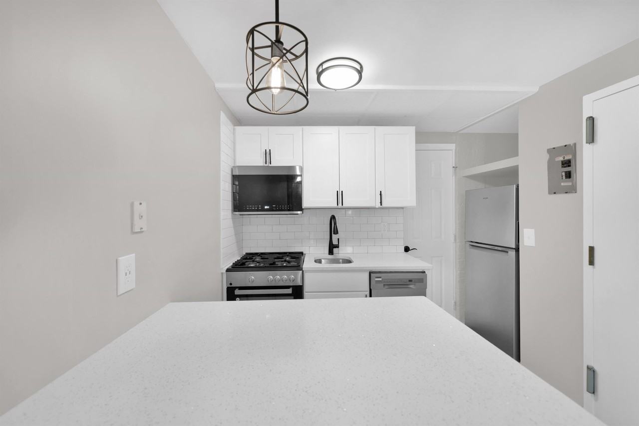 115 Magnolia Ave #GLF - Photo 2 of 7