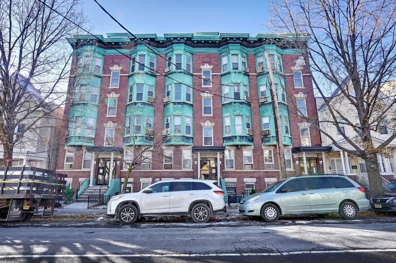 115 Magnolia Ave #GLF - Photo 7 of 7