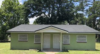 1611 E 9th St - Photo 1 of 1