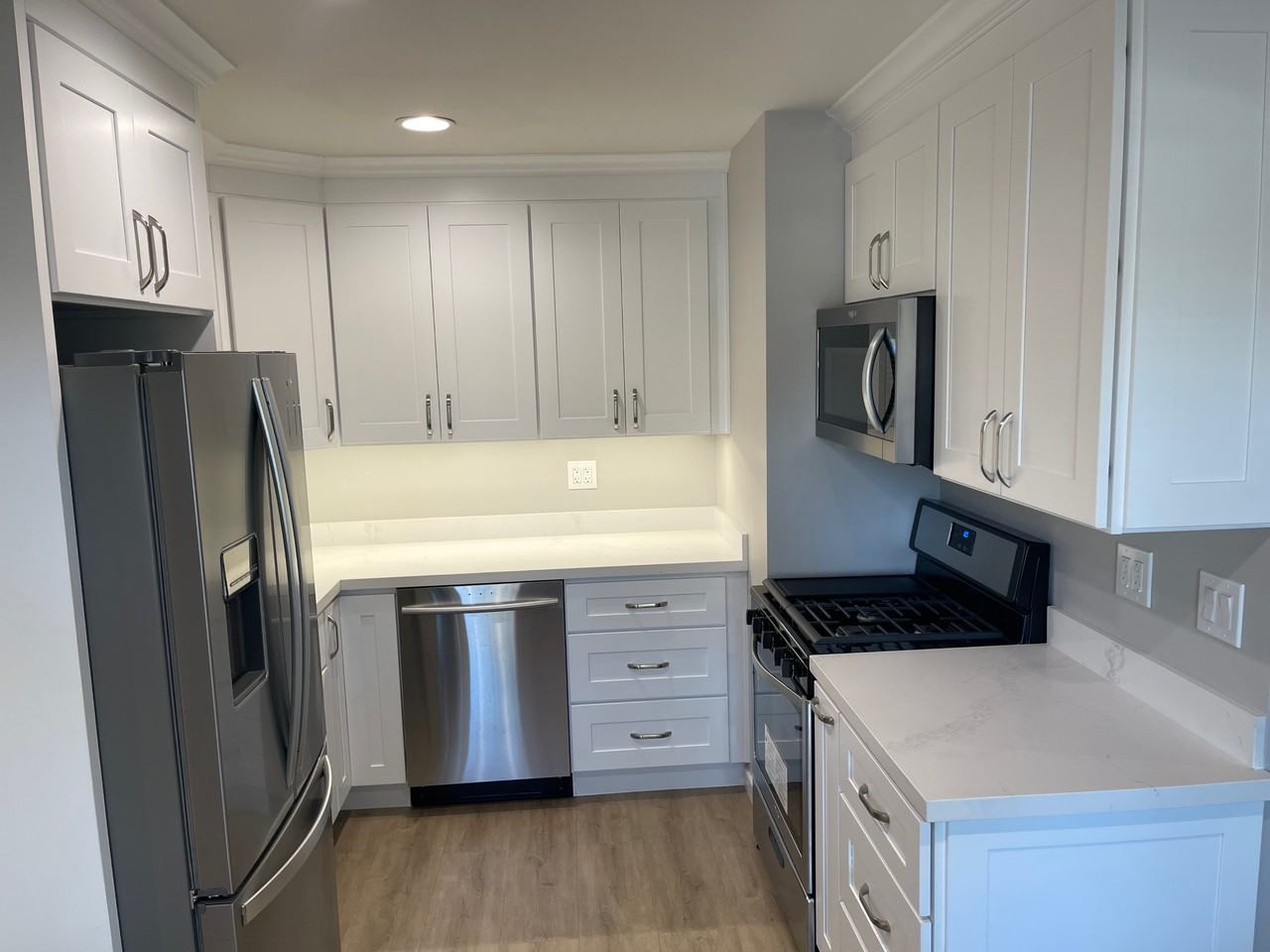 1064 Western Ave - Photo 3 of 20