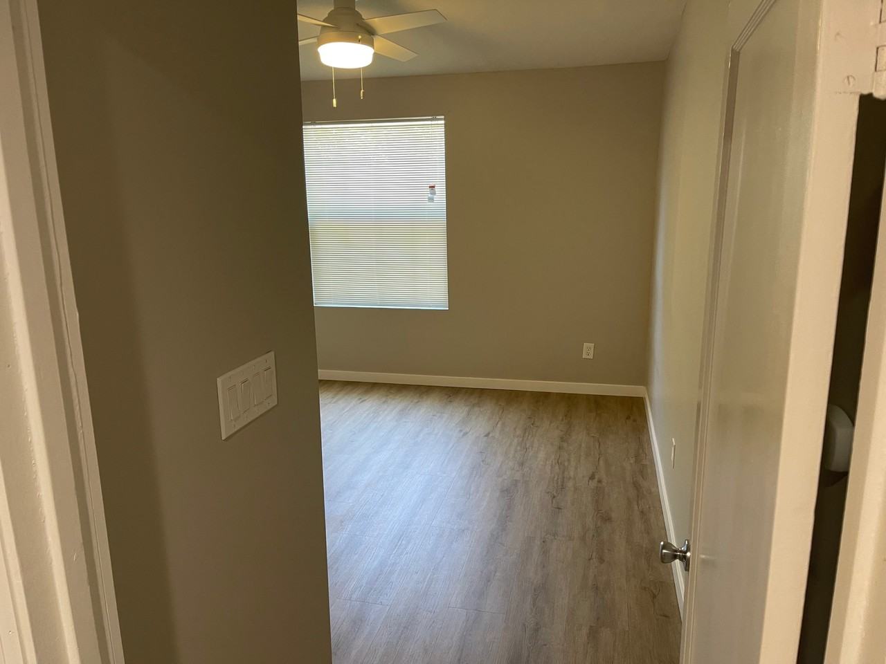 1064 Western Ave - Photo 7 of 20