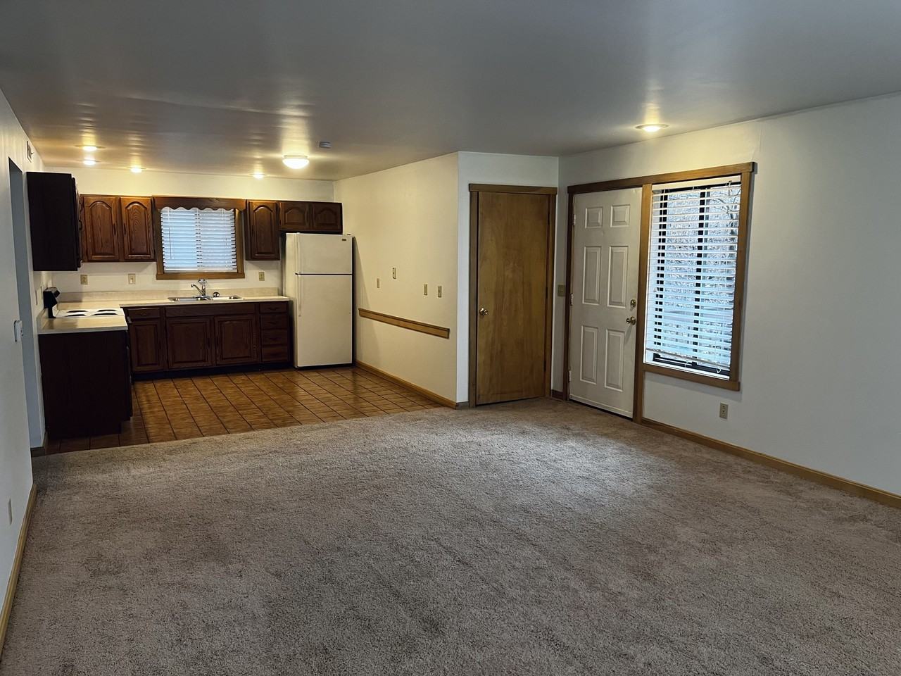 9 Nathan Rd #1 - Photo 4 of 11