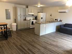 519 Main St #B - Photo 1 of 1