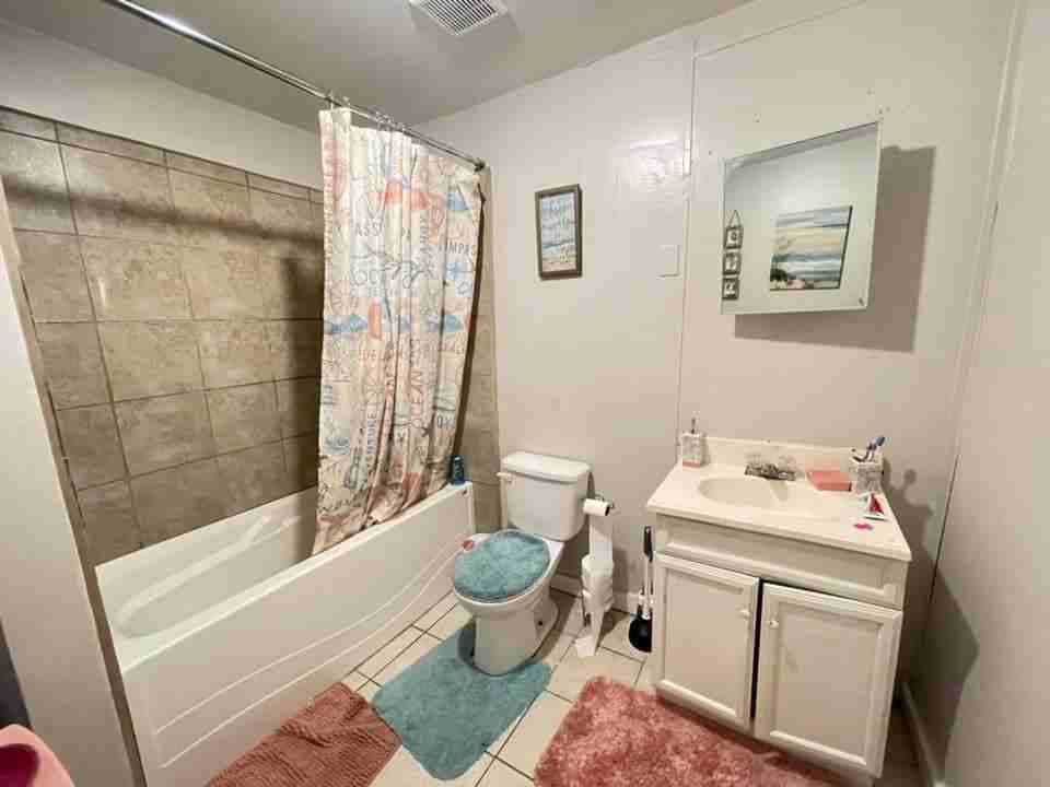 1011 Kane St - Photo 5 of 9