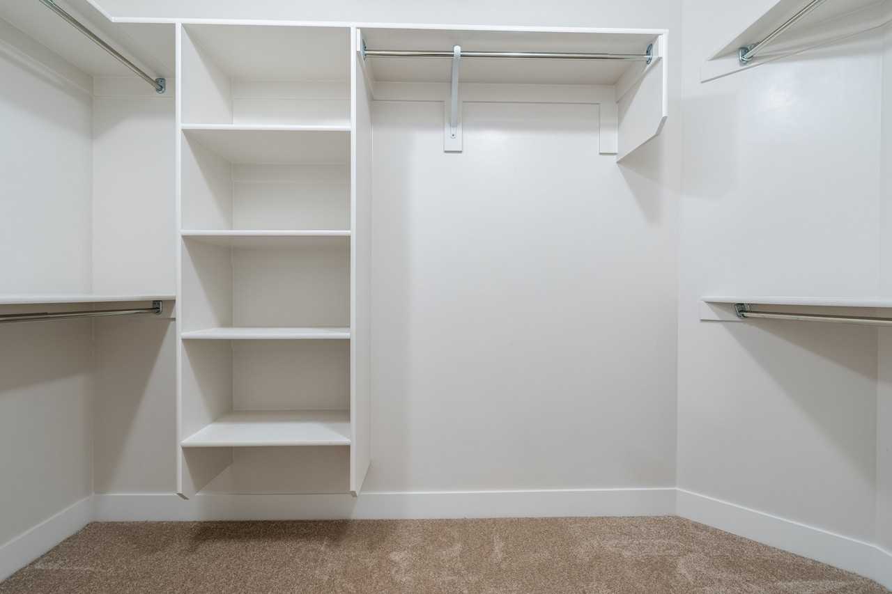 3712 W Big Horn Dr - Photo 4 of 11