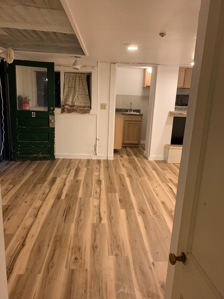 706 E Seneca St #4 - Photo 6 of 8