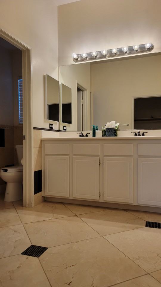 32850 Sandal Wood Ln - Photo 3 of 35