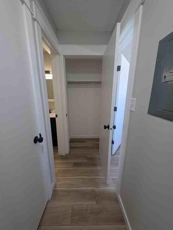 2121 Greene St #B12 - Photo 2 of 7