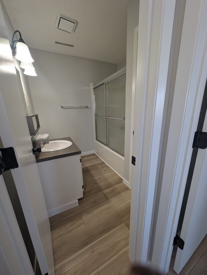 2121 Greene St #B37 - Photo 2 of 7