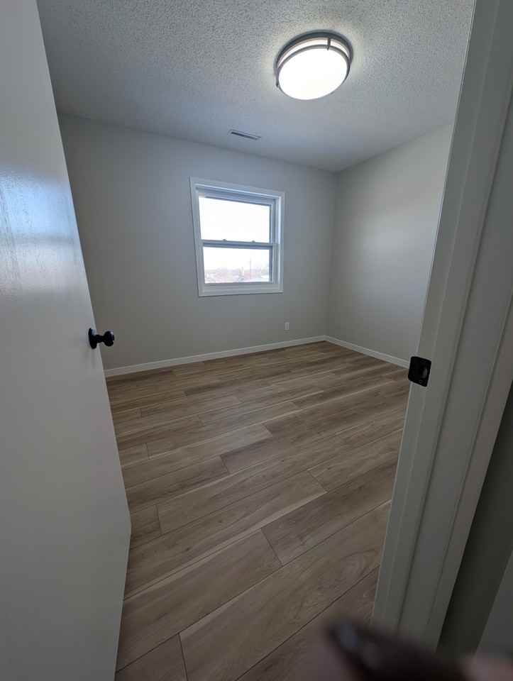 2121 Greene St #B37 - Photo 3 of 7