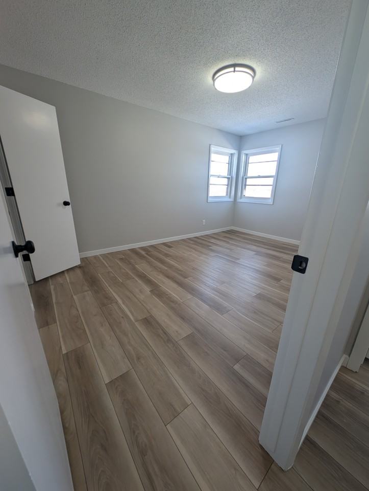 2121 Greene St #B37 - Photo 5 of 7