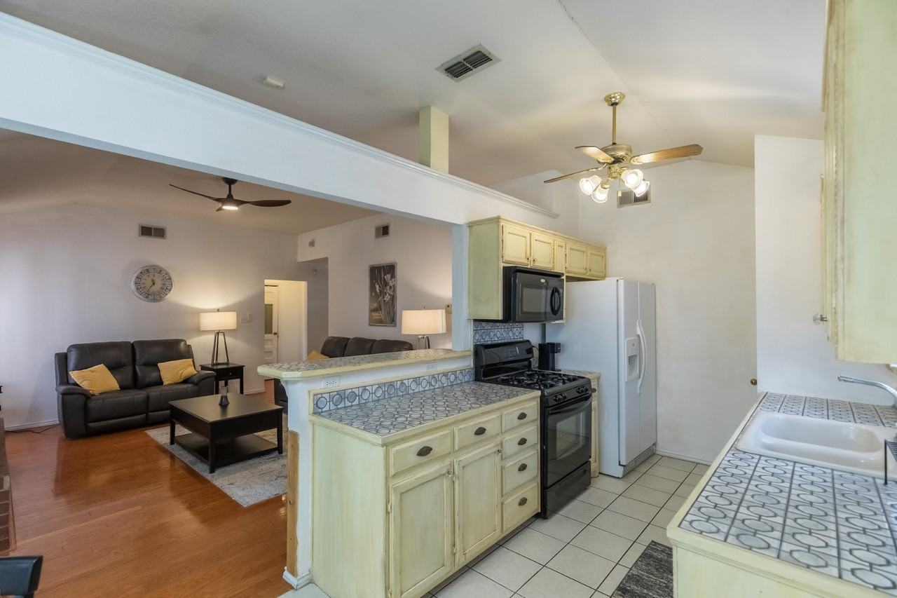 5072 Big Sky Dr - Photo 7 of 28