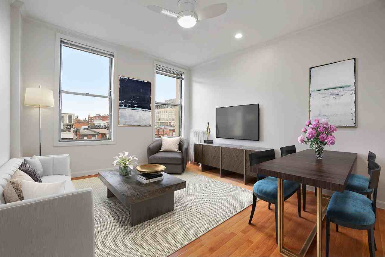 Atrio Boston - Photo 5 of 50